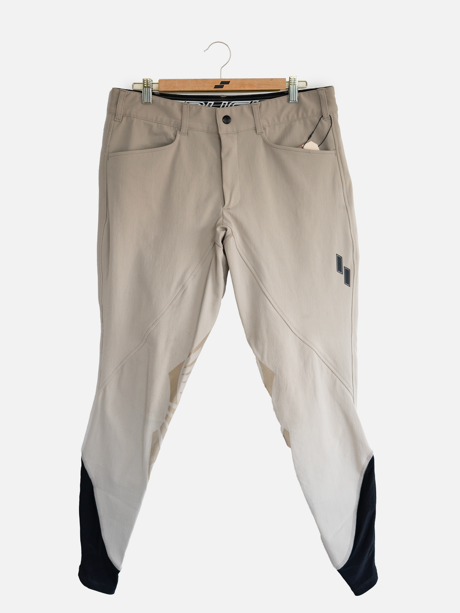 M50 Beige: 34