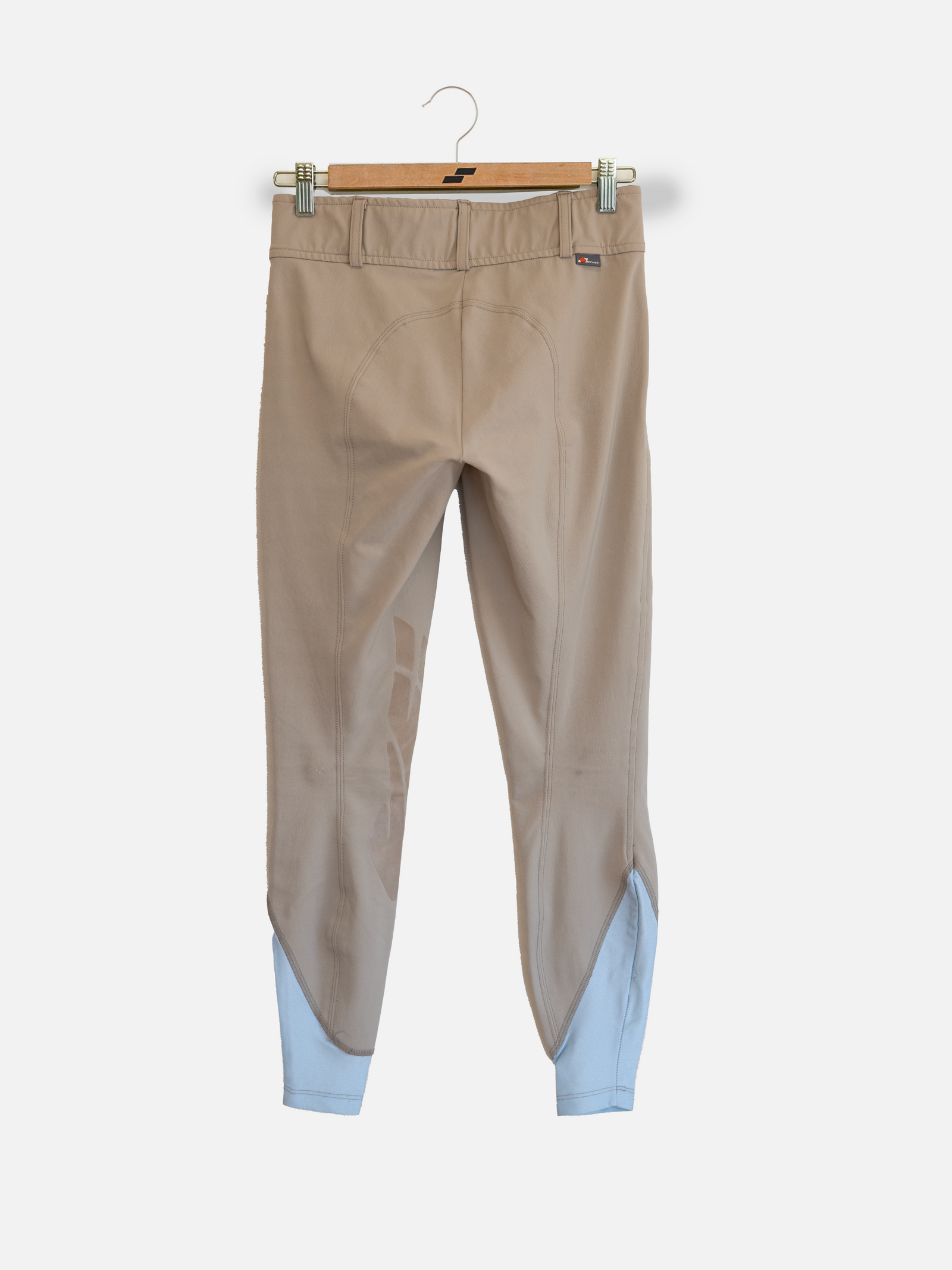 W50 Beige: 24
