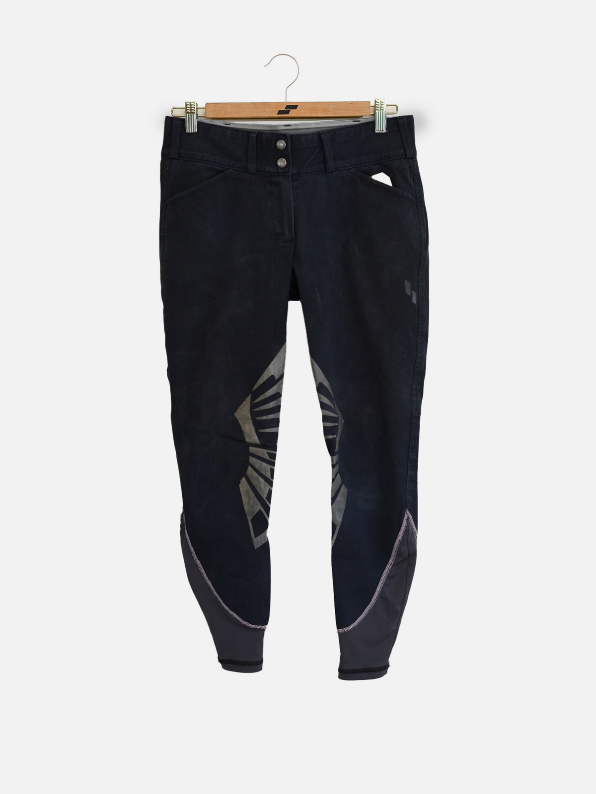 W50 Black: 27