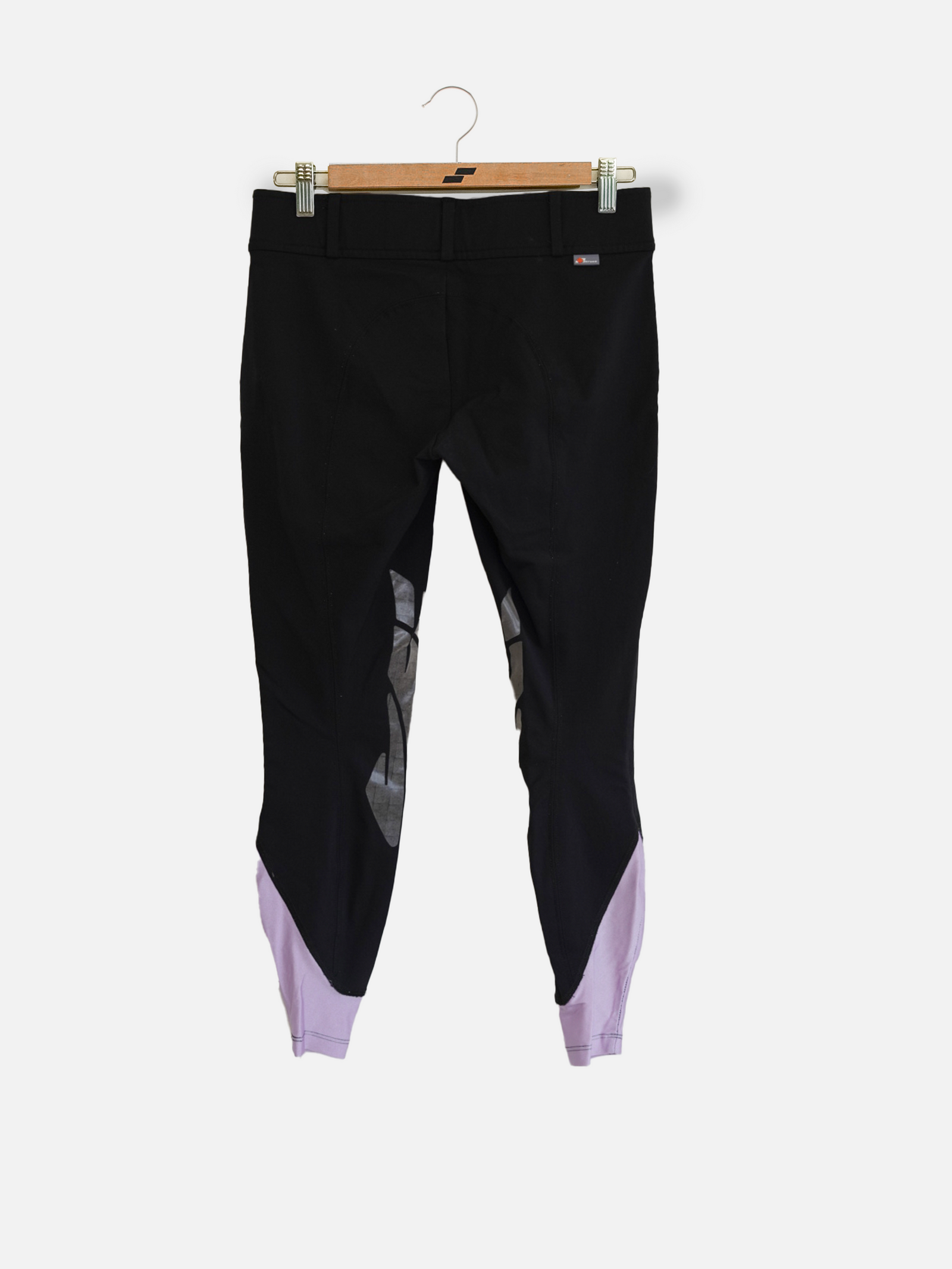 W50 Black: 26
