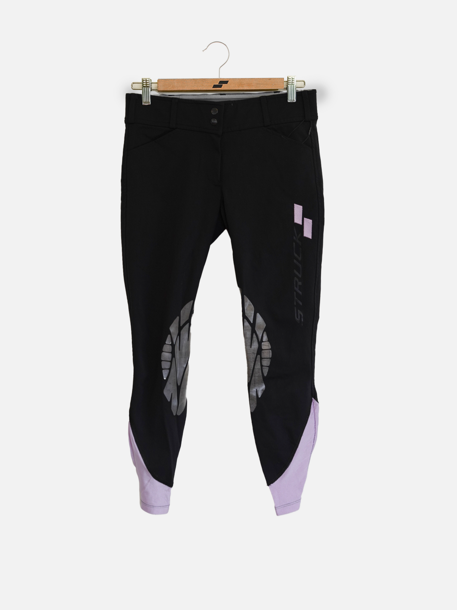 W50 Black: 26