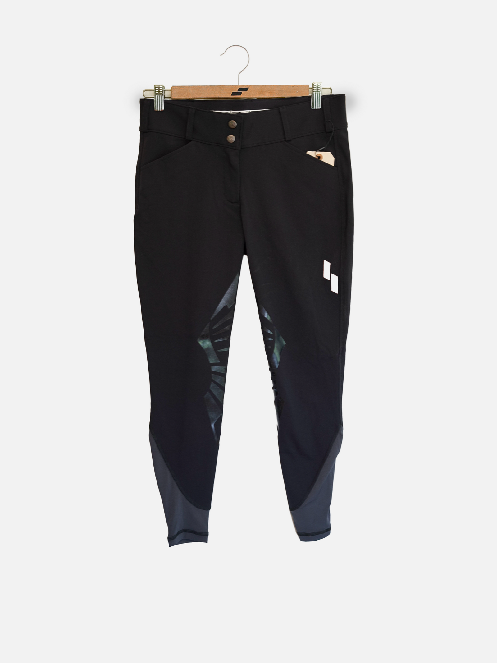 W50 Black: 28