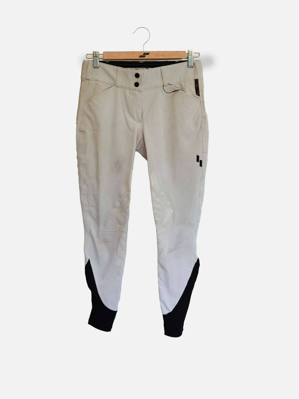 W50 White: 27