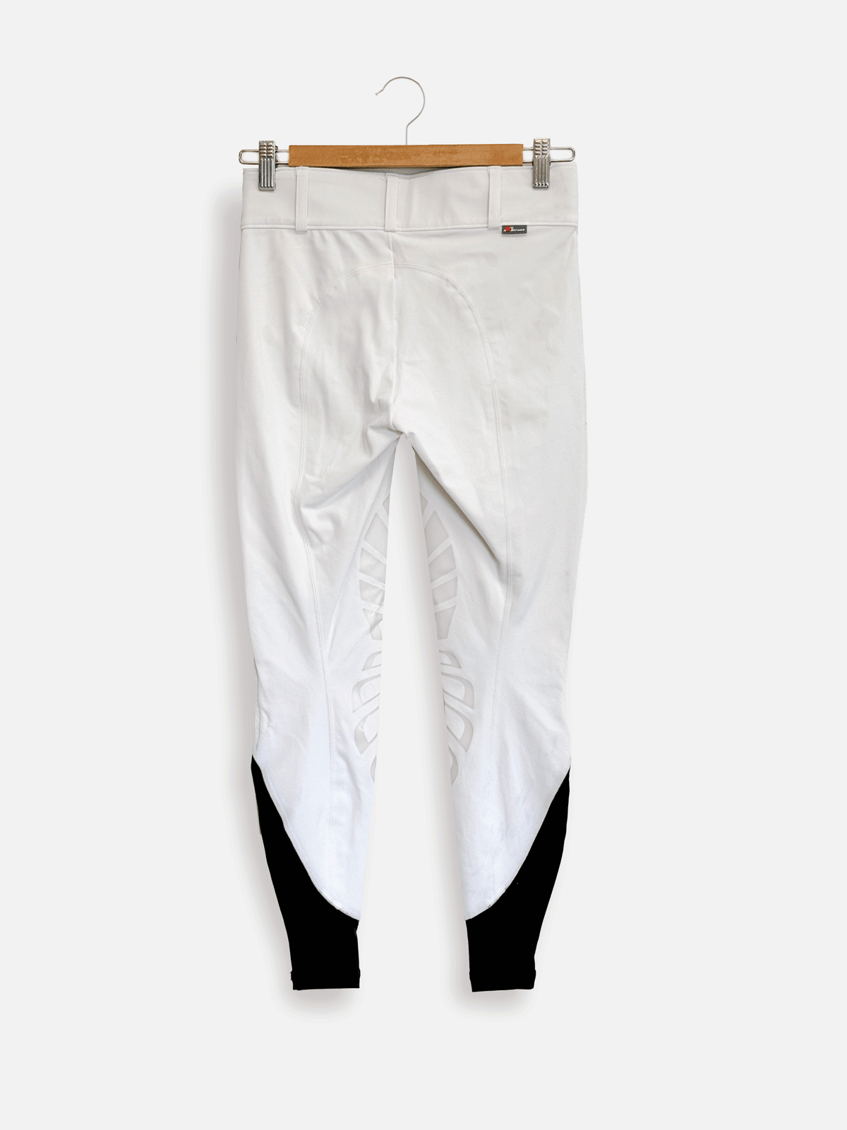 W50 White: 22