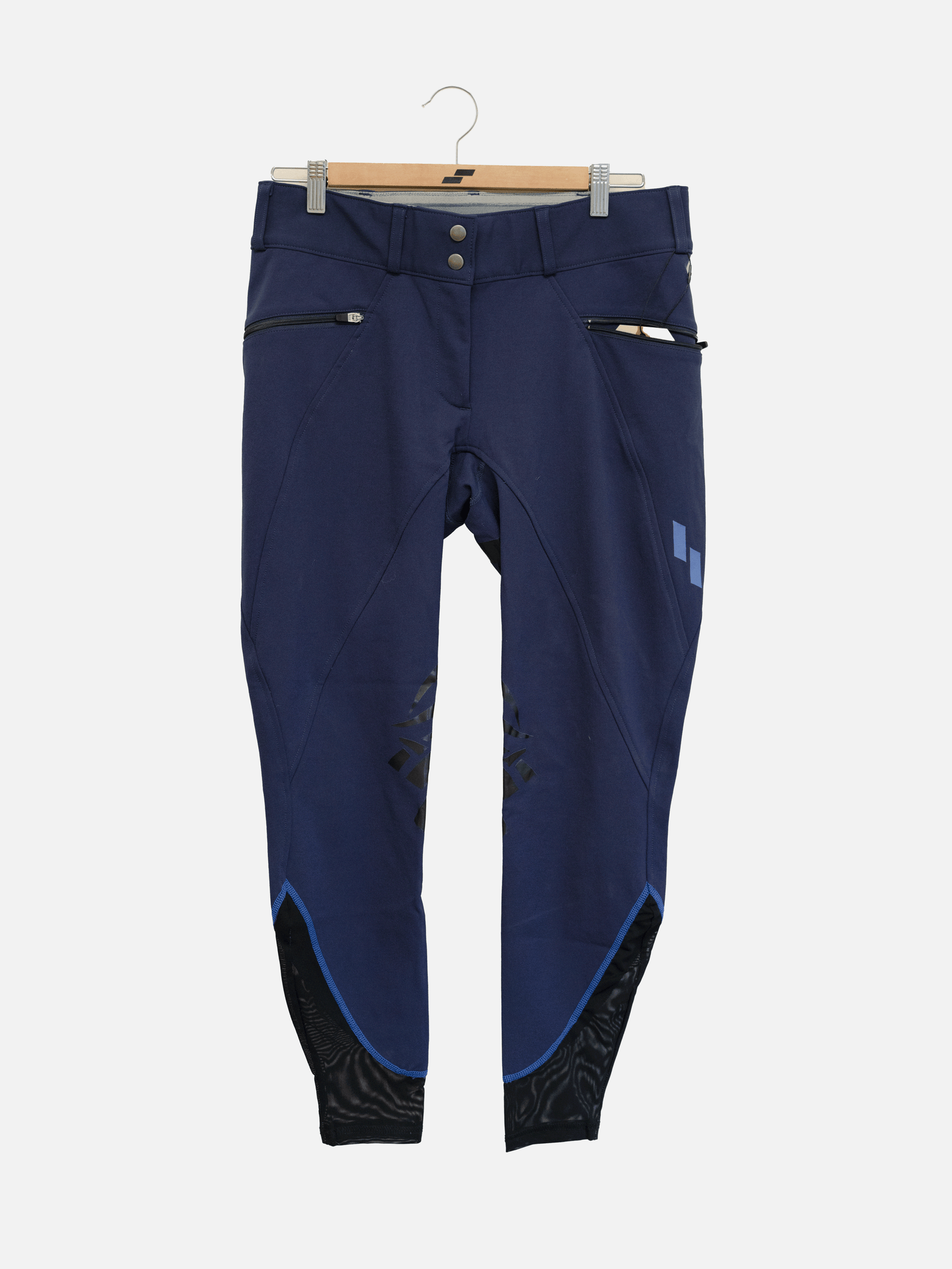 W100 Indigo: 30