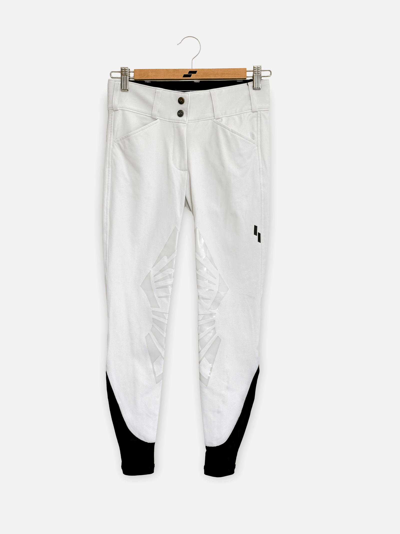 W50 White: 22