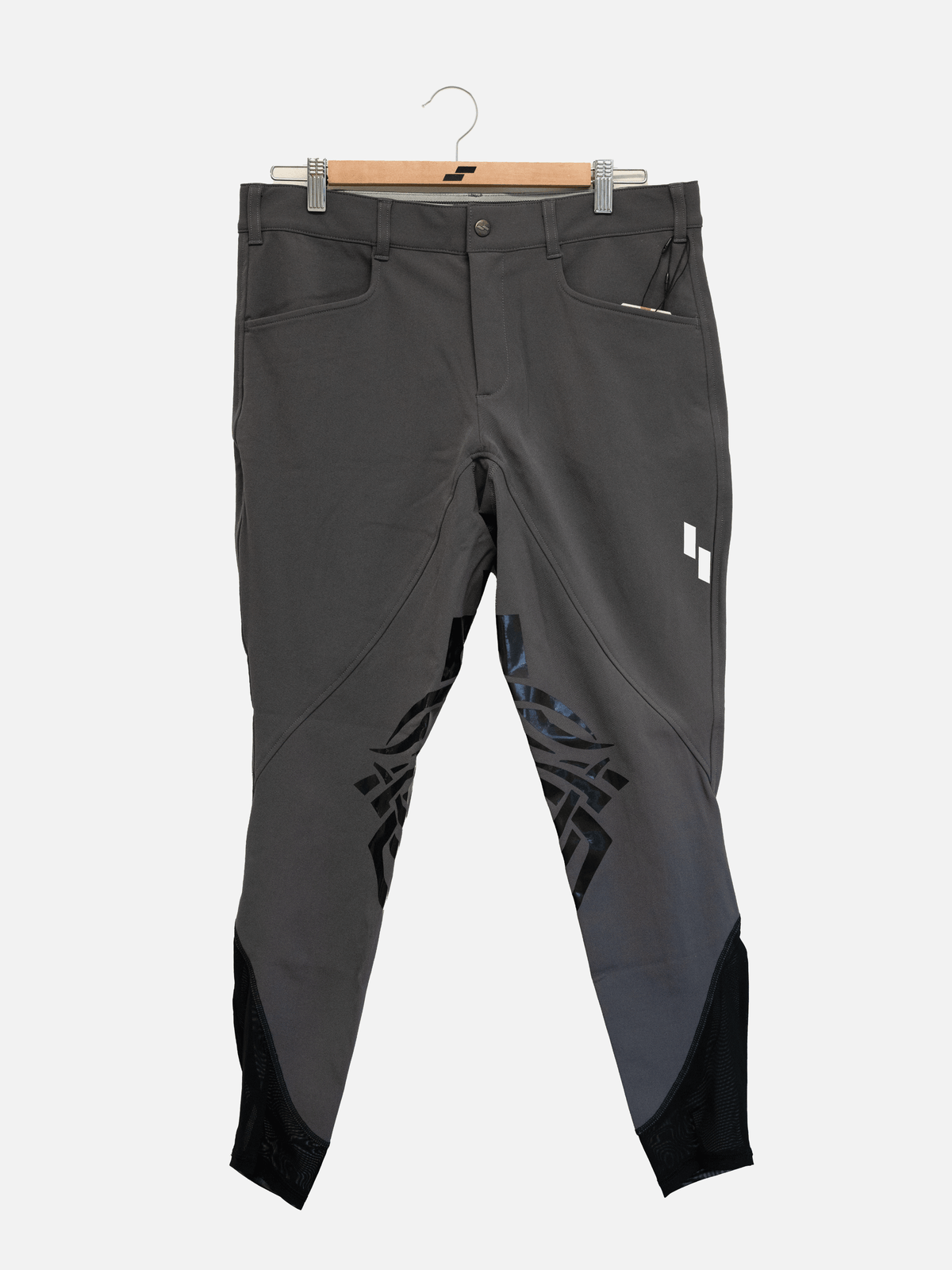 M100 Grey: 35